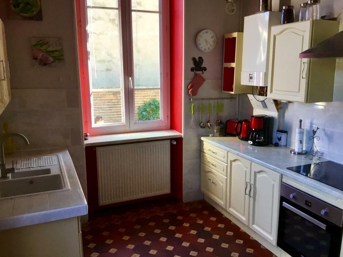 דירות לוהא Gite Chez Madeleine מראה חיצוני תמונה